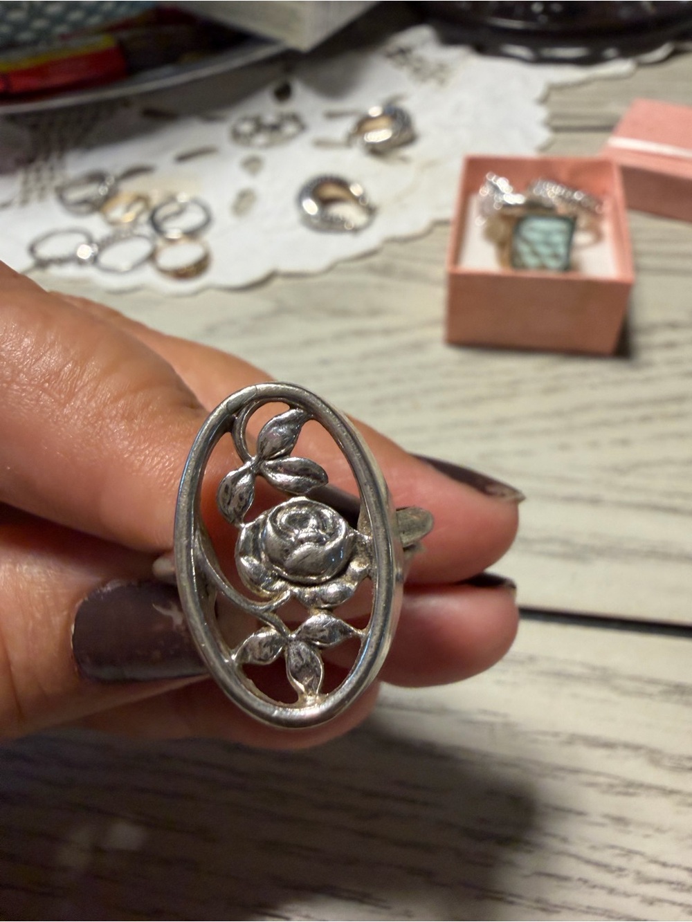 Avon Silver Floral Openwork Oval Ring
